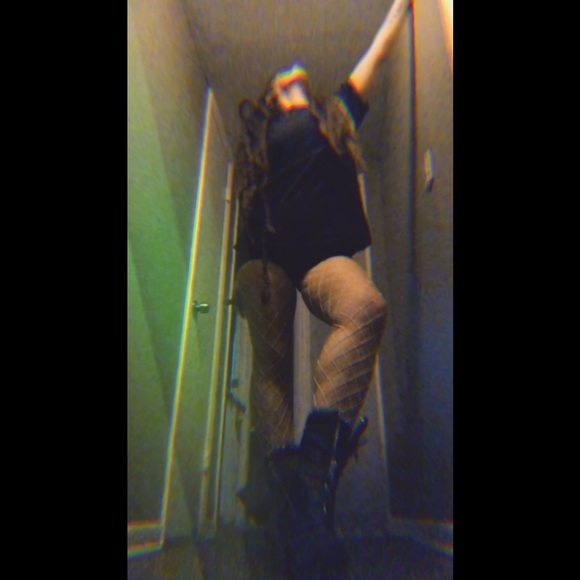 Meet your Posher, Squeebie G - Picture 3 of 4